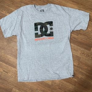 NWOT DC grey/camo t-shirt